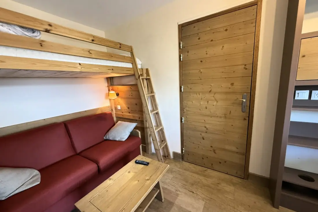Résidence Risoul • T2 5 Pers • Piscine Et Sauna • Skis Aux Pieds