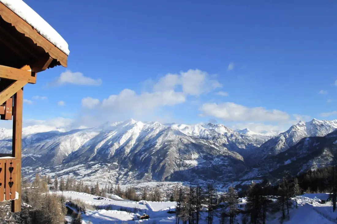 Résidence Risoul • T2 5 Pers • Piscine Et Sauna • Skis Aux Pieds