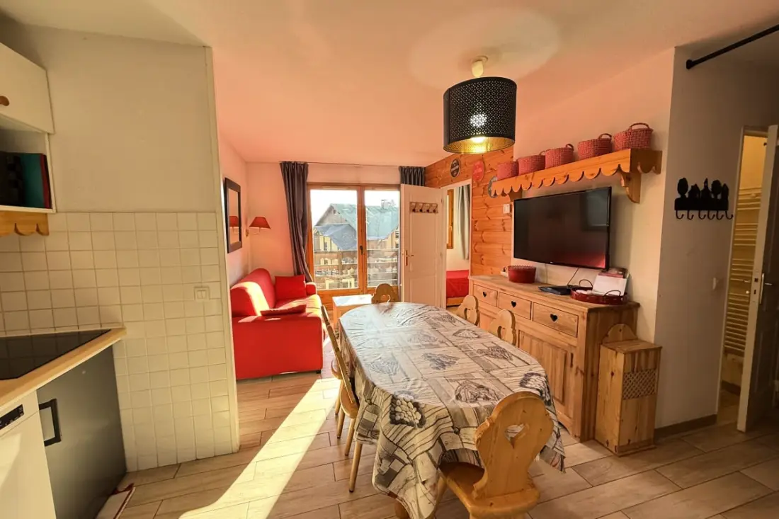 Résidence Risoul • T4 8 Pers • Piscine Et Sauna • Proche Pistes