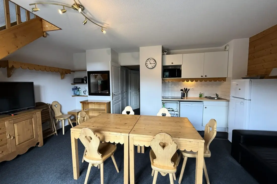 Résidence Risoul - Grand T4 Duplex  8 Pers • Vue Montagne