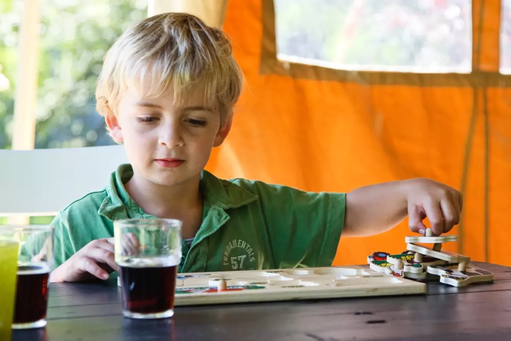 1-ouder camping Au Bord de l'Ourthe 2 étoiles★★