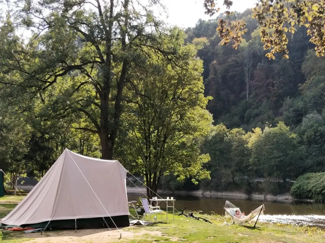 1-ouder camping Au Bord de l'Ourthe 2 étoiles★★