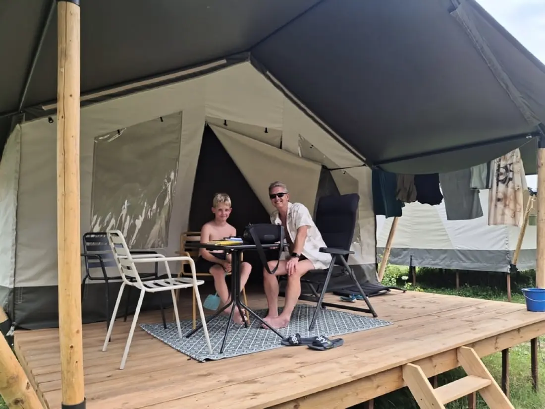 1-ouder camping Au Bord de l'Ourthe 2 étoiles★★