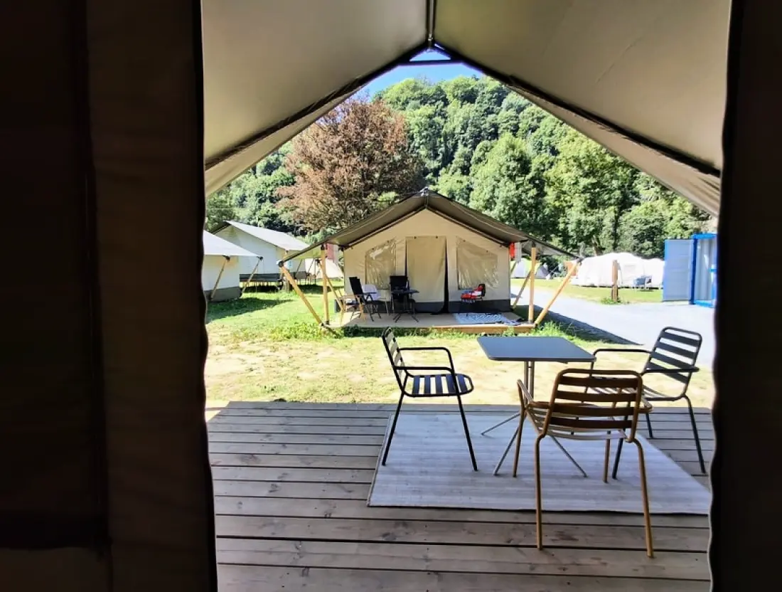 1-ouder camping Au Bord de l'Ourthe 2 étoiles★★