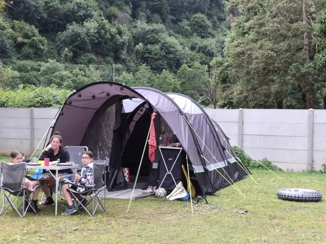 1-ouder camping Au Bord de l'Ourthe 2 étoiles★★