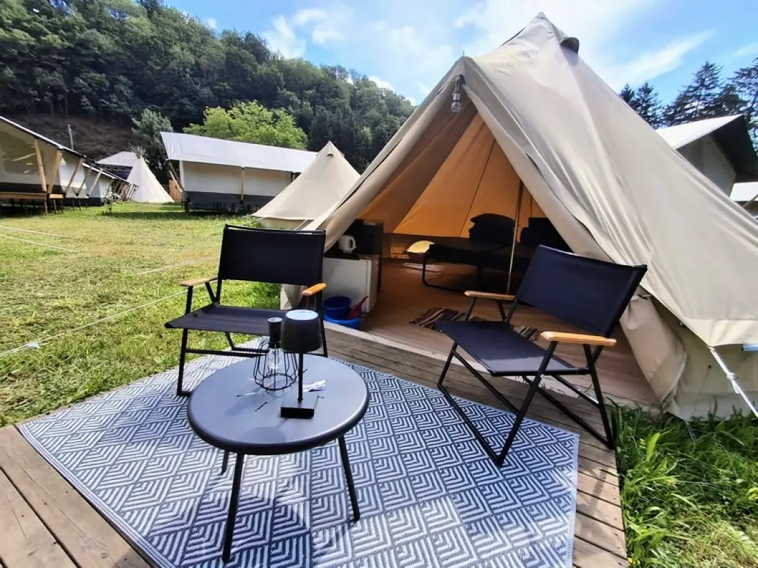 1-ouder camping Au Bord de l'Ourthe 2 étoiles★★