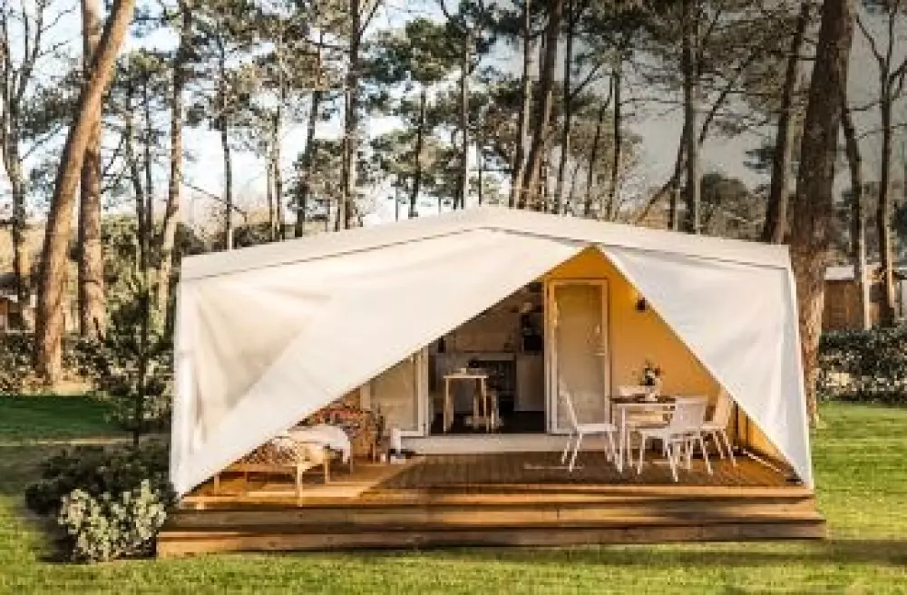 Flower Camping  Village Platin-Redoute 3 étoiles★★★