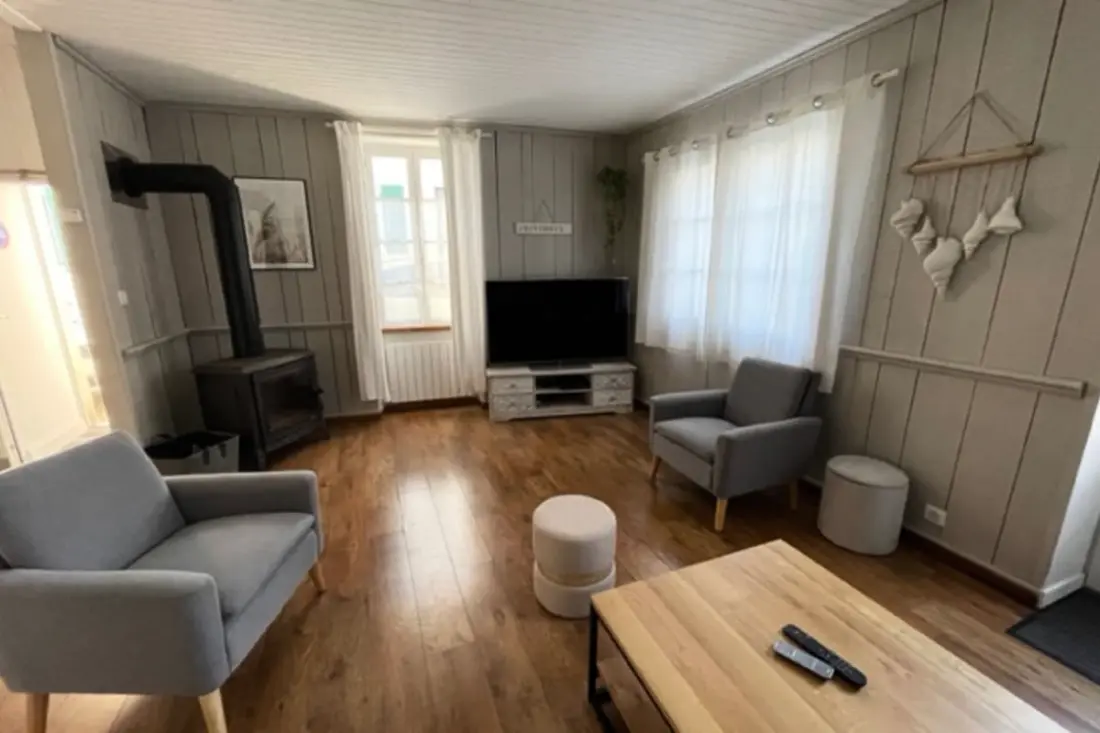 Maison Au Cœur Du Village, Près De La Plage