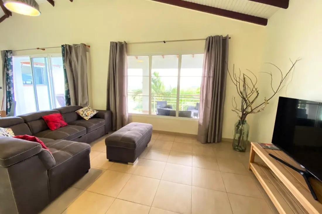 972d3 - Villa De 240m2 - Piscine - 5 Chambres