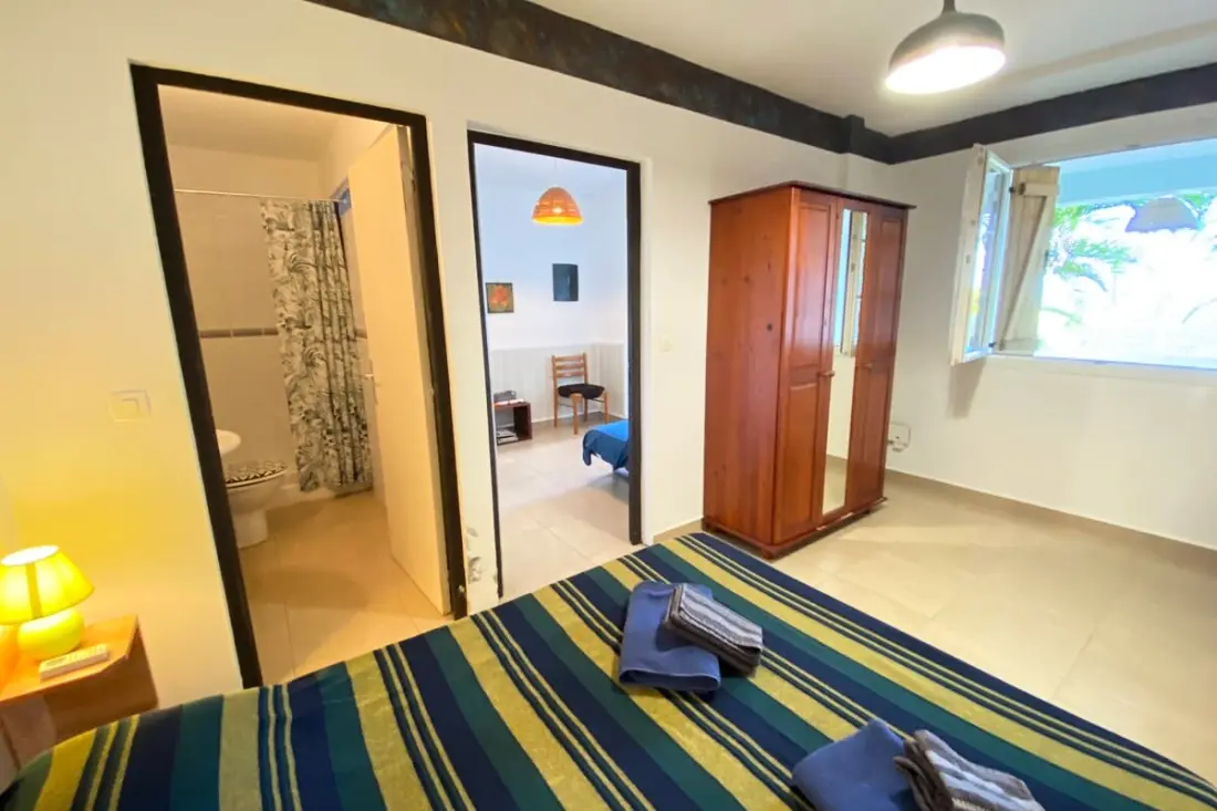972d3 - Villa De 240m2 - Piscine - 5 Chambres