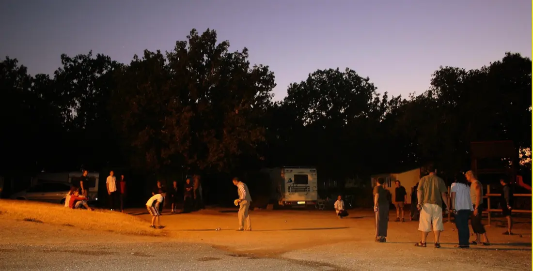 Camping LE ROC 3 étoiles★★★