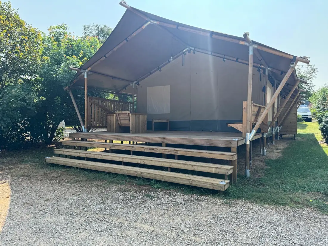 Camping LE ROC 3 étoiles★★★