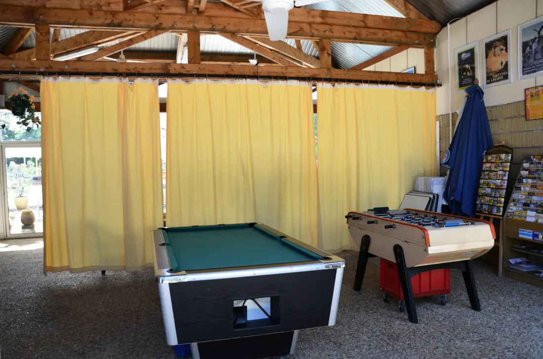 Camping LE ROC 3 étoiles★★★
