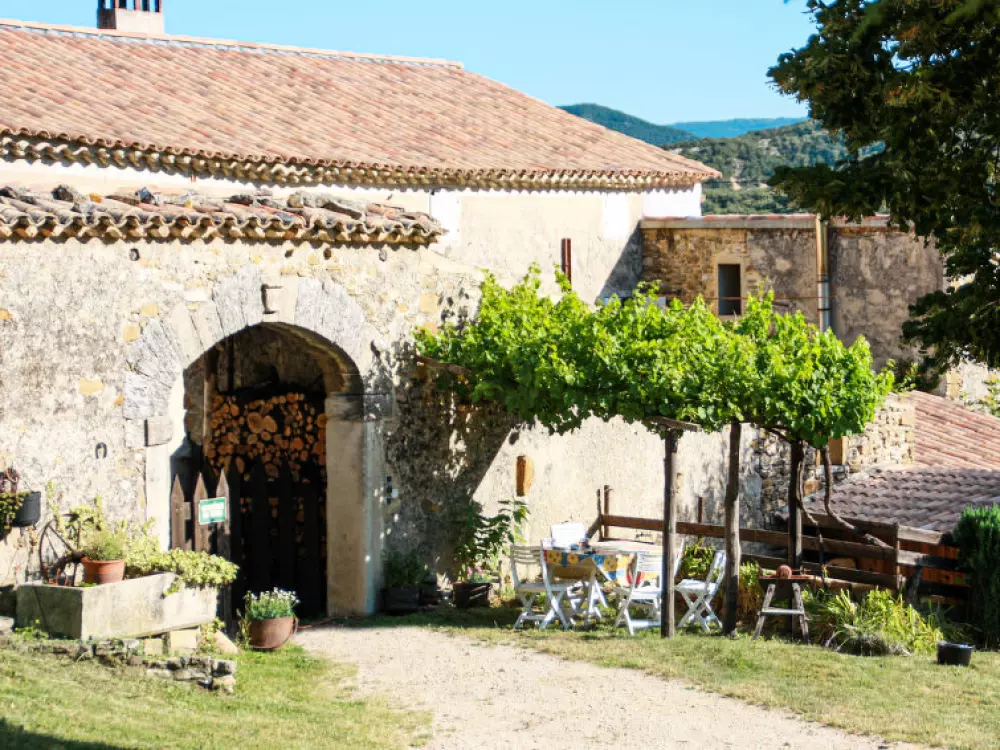 Maison de Vacances Roche St Secret Béconne