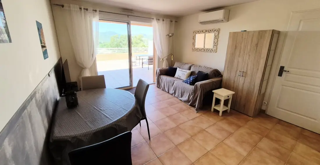 Appartement Avec Vue Mer, Piscine Et Calme Absolu