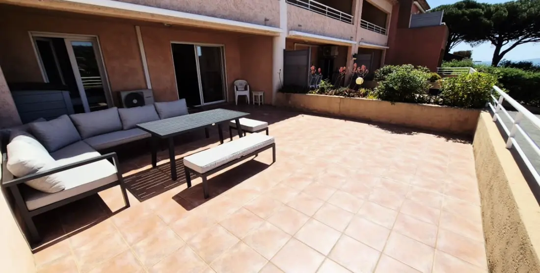 Appartement Avec Vue Mer, Piscine Et Calme Absolu