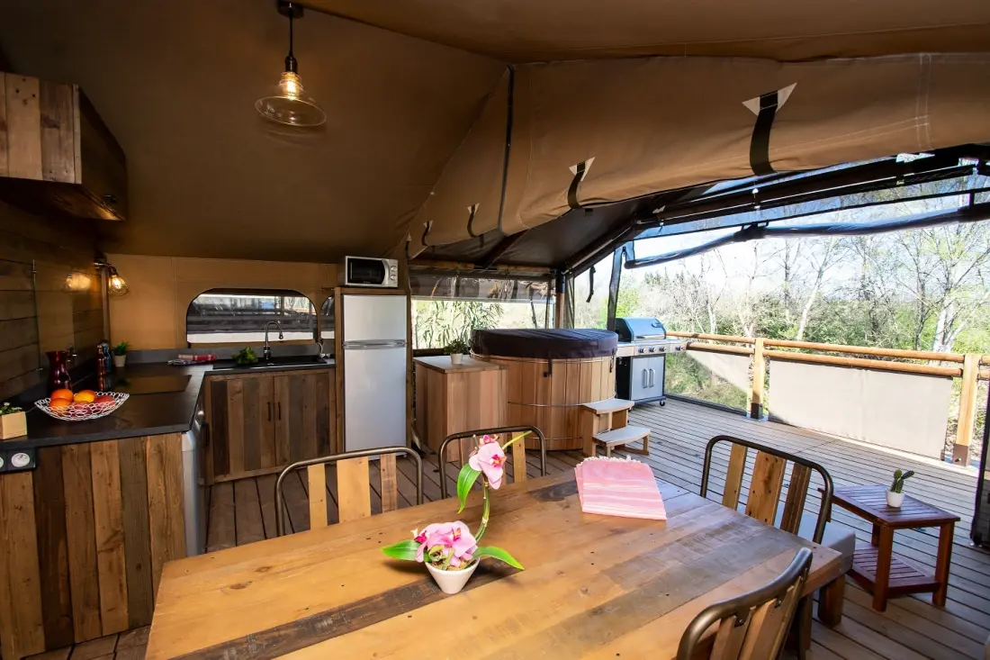 Flower Camping du Moulin des Iscles 3 étoiles★★★