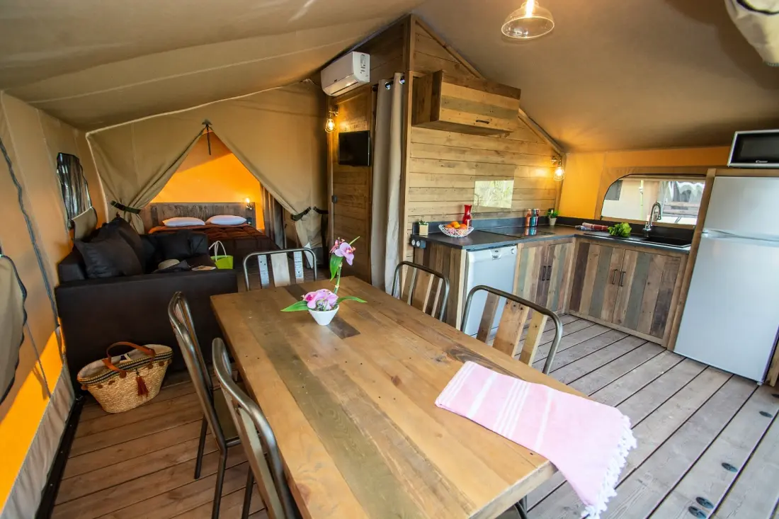 Flower Camping du Moulin des Iscles 3 étoiles★★★