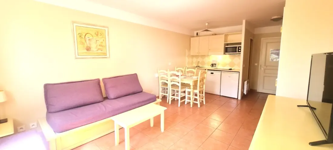 Logement Vue Sur Mer Avec Piscine, Tennis