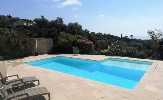 Maison Avec Piscine Privée à Roquebrune-sur-argens