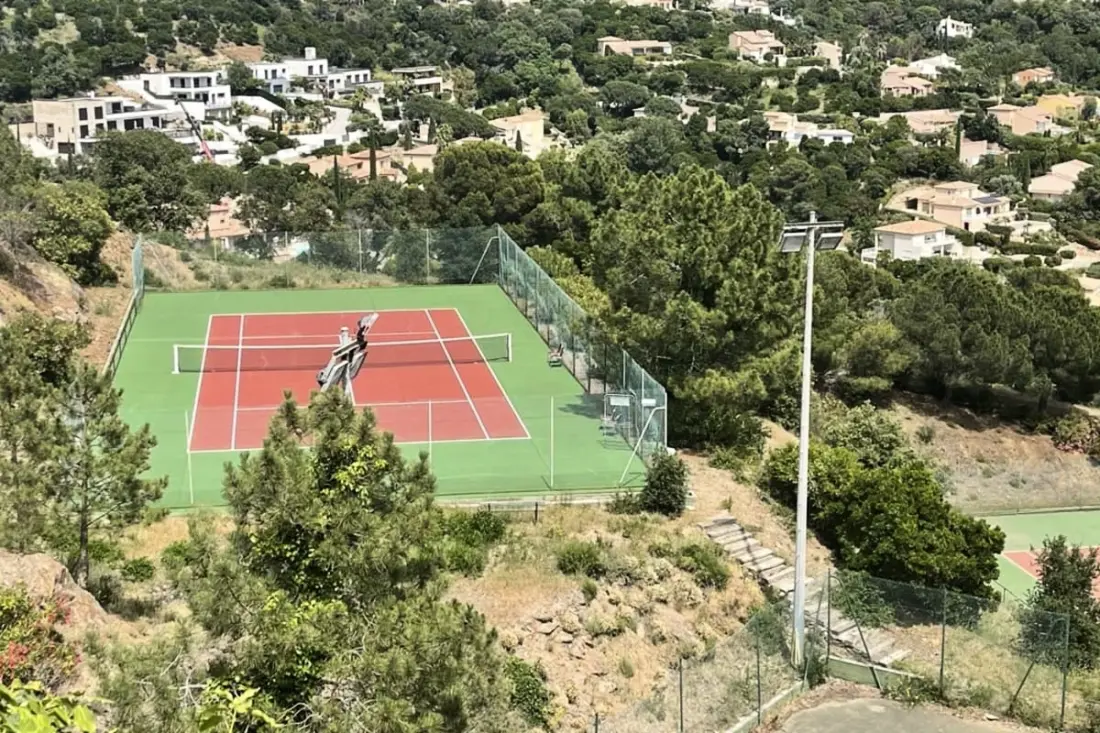 Mazet Avec Vue Sur Le Golfe De Saint-tropez