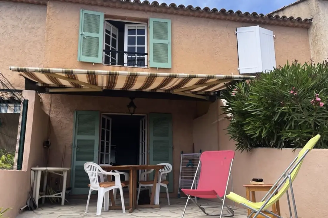 Mazet Avec Vue Sur Le Golfe De Saint-tropez