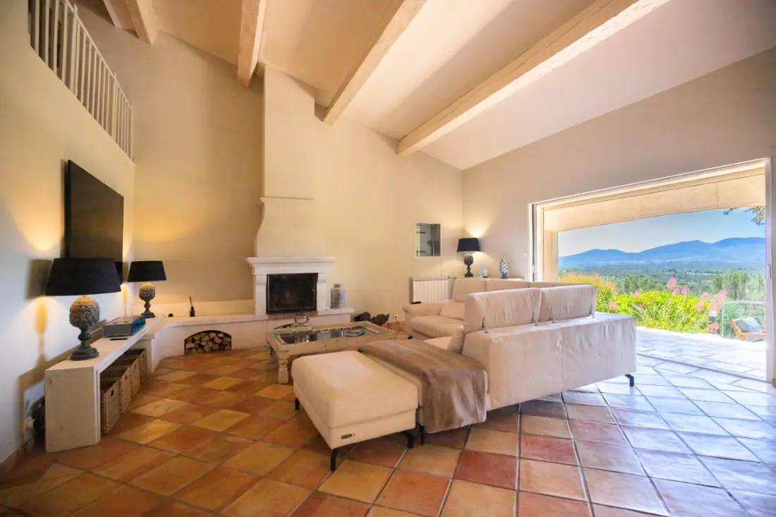 Villa 10 Pers Piscine Privée Près De Saint-tropez