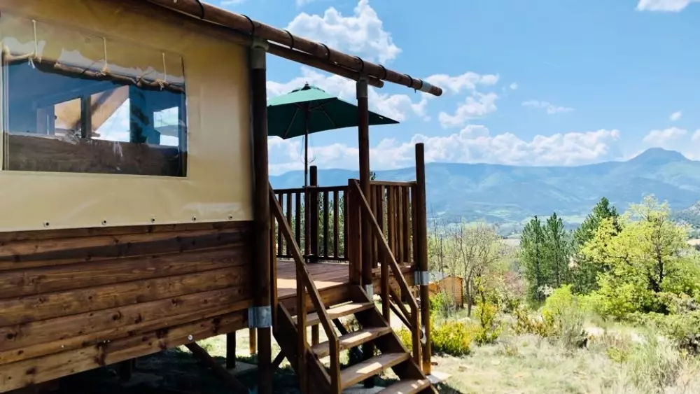 Flower Camping Les Hauts de Rosans 4 étoiles★★★★