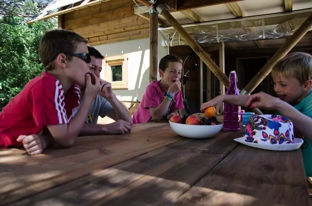 Flower Camping Les Hauts de Rosans 4 étoiles★★★★