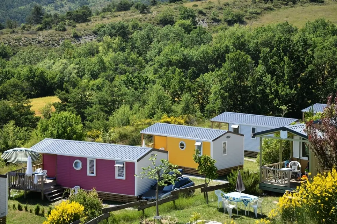 Flower Camping Les Hauts de Rosans 4 étoiles★★★★