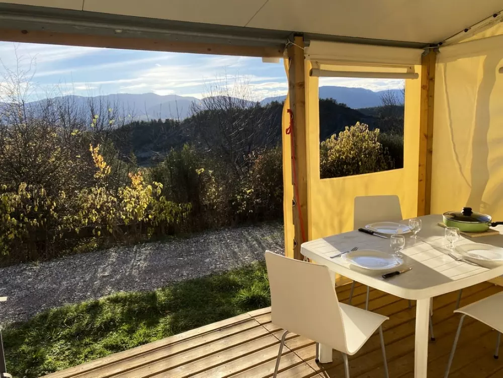 Flower Camping Les Hauts de Rosans 4 étoiles★★★★