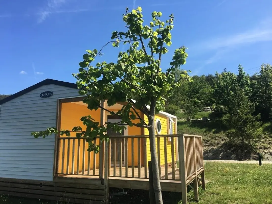 Flower Camping Les Hauts de Rosans 4 étoiles★★★★