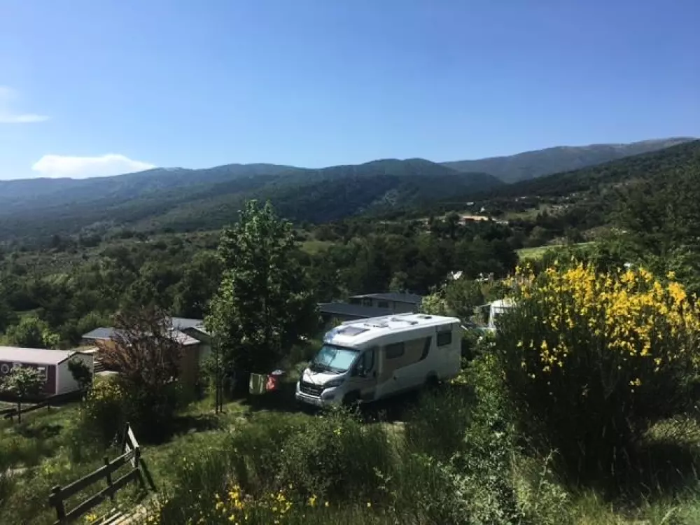 Flower Camping Les Hauts de Rosans 4 étoiles★★★★