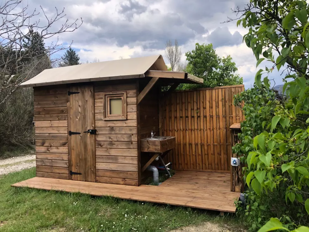 Flower Camping Les Hauts de Rosans 4 étoiles★★★★