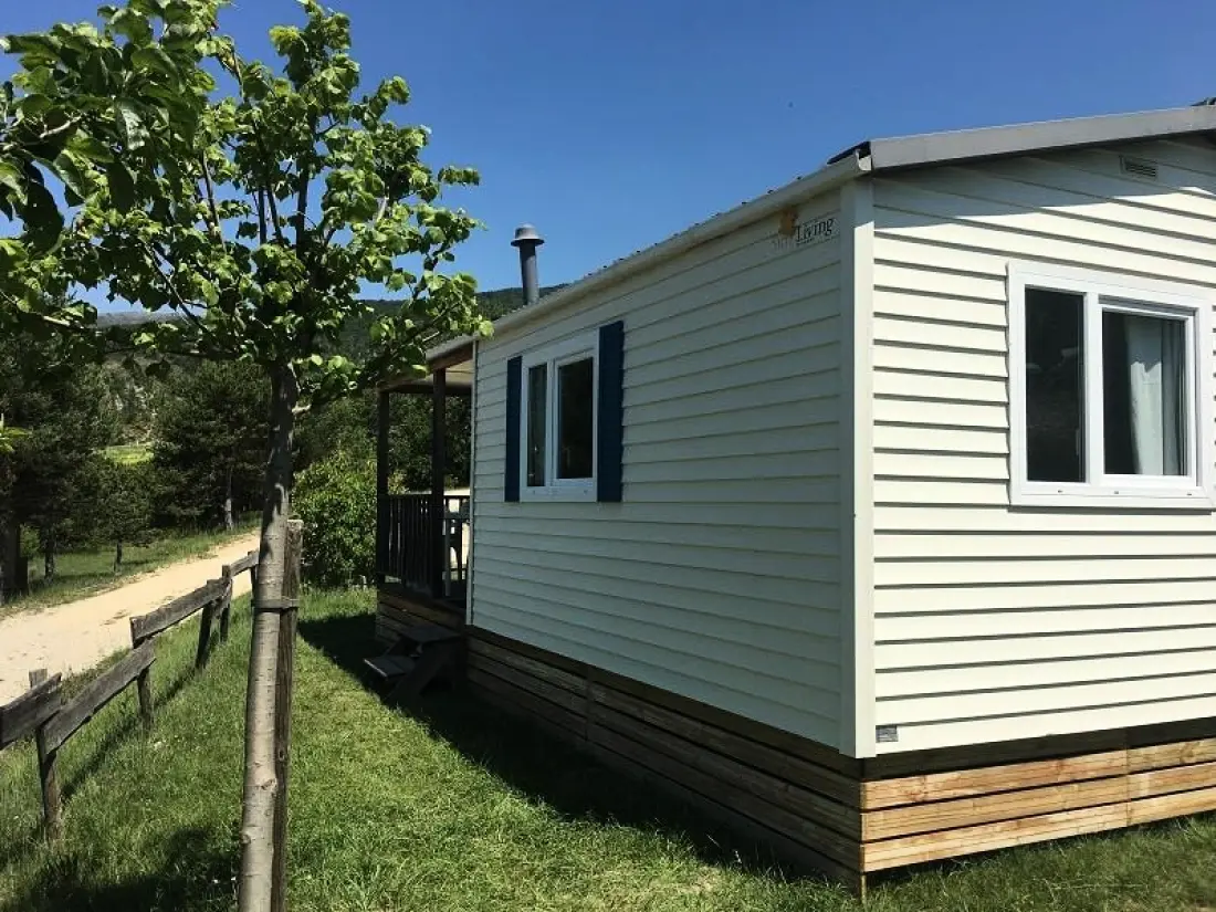 Flower Camping Les Hauts de Rosans 4 étoiles★★★★