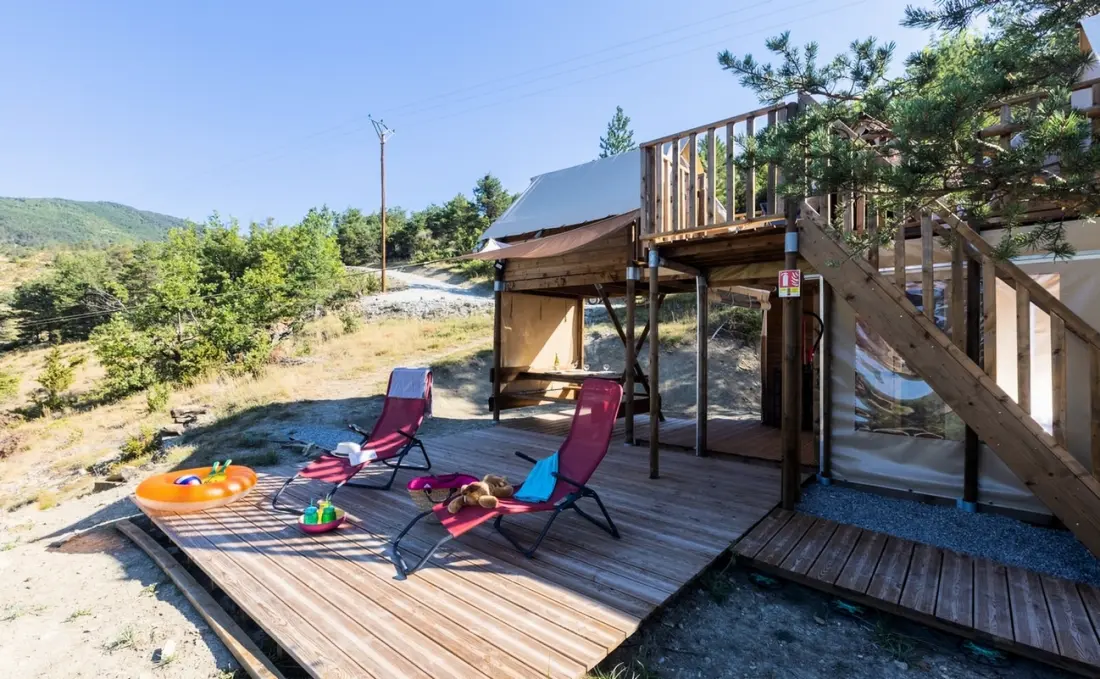 Flower Camping Les Hauts de Rosans 4 étoiles★★★★