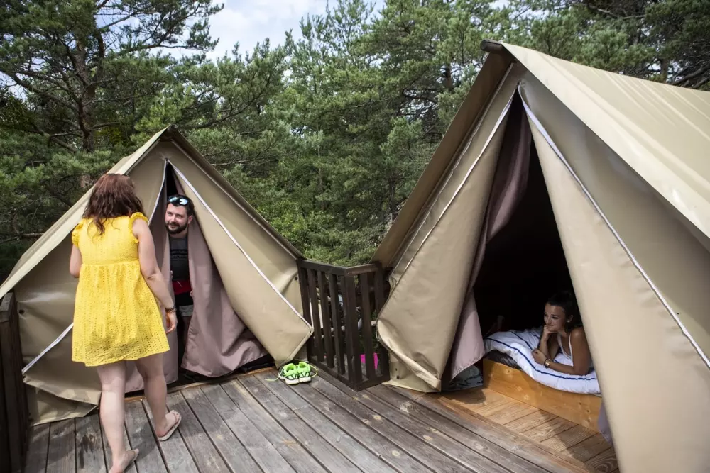 Flower Camping Les Hauts de Rosans 4 étoiles★★★★