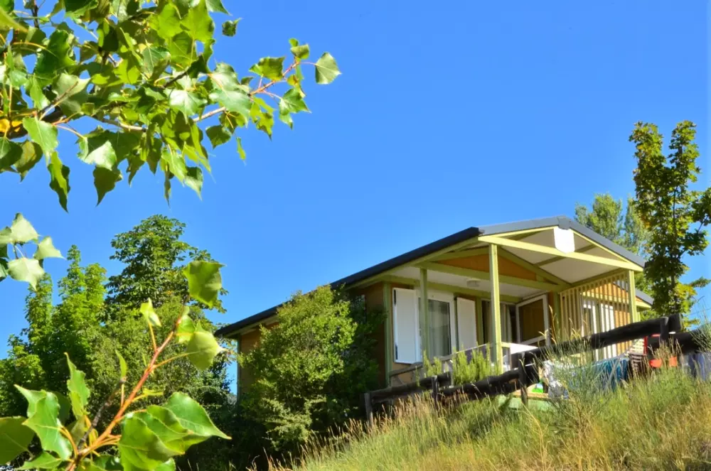 Flower Camping Les Hauts de Rosans 4 étoiles★★★★