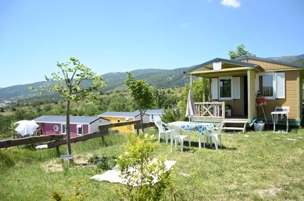 Flower Camping Les Hauts de Rosans 4 étoiles★★★★