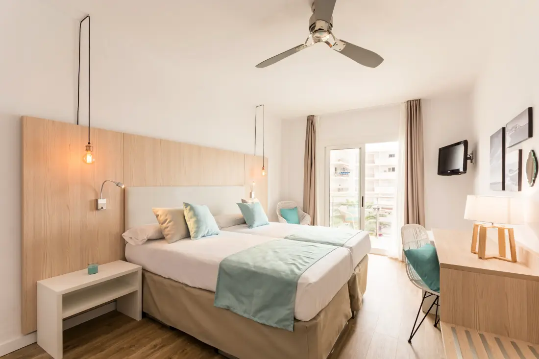 Hôtel Pierre & Vacances Monterrey Roses 4 étoiles★★★★