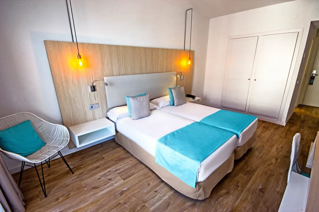 Hôtel Pierre & Vacances Monterrey Roses 4 étoiles★★★★