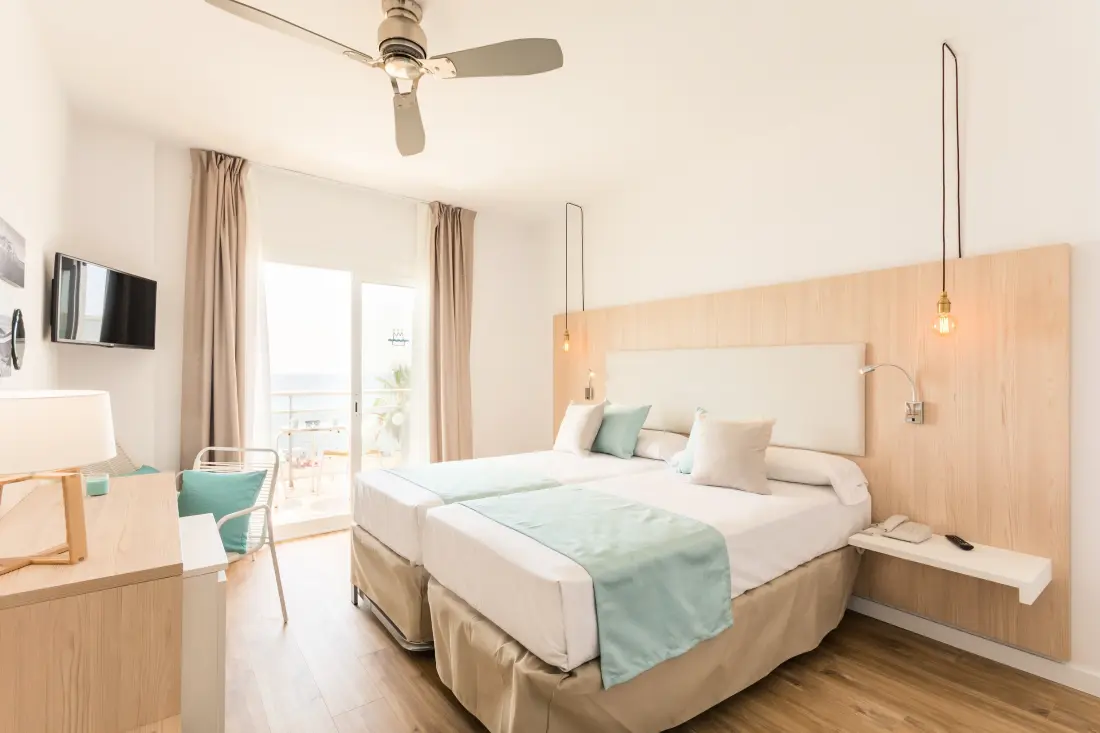 Hôtel Pierre & Vacances Monterrey Roses 4 étoiles★★★★
