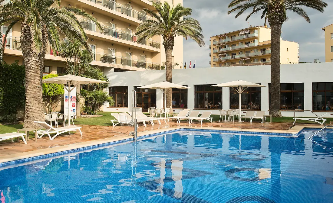 Hôtel Pierre & Vacances Monterrey Roses 4 étoiles★★★★