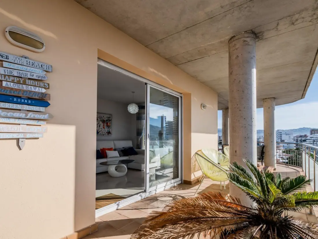Location de Vacances Roses 1063