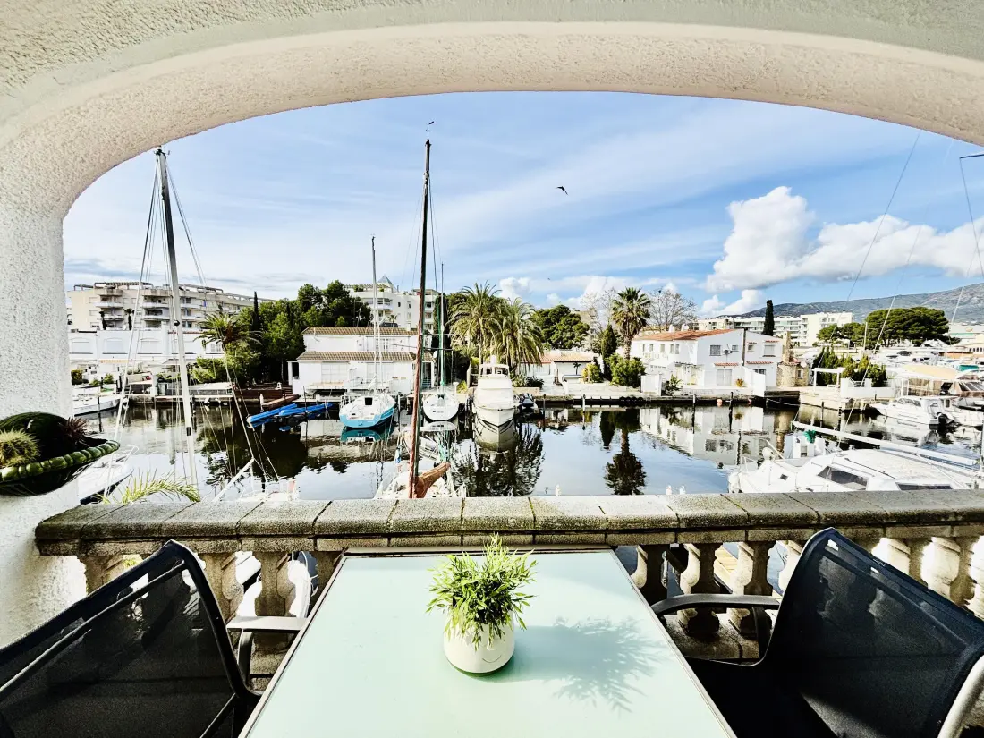 Location de Vacances Roses 1067
