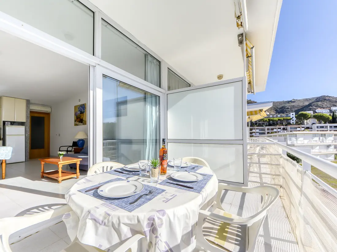 Location de Vacances Roses 1083