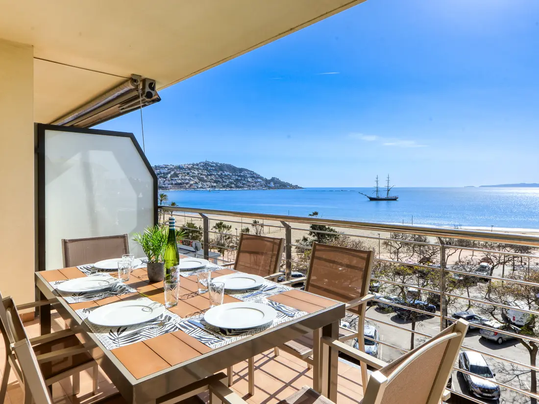 Location de Vacances Roses 1084