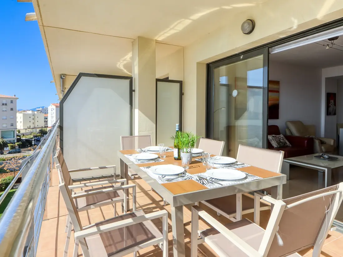 Location de Vacances Roses 1084
