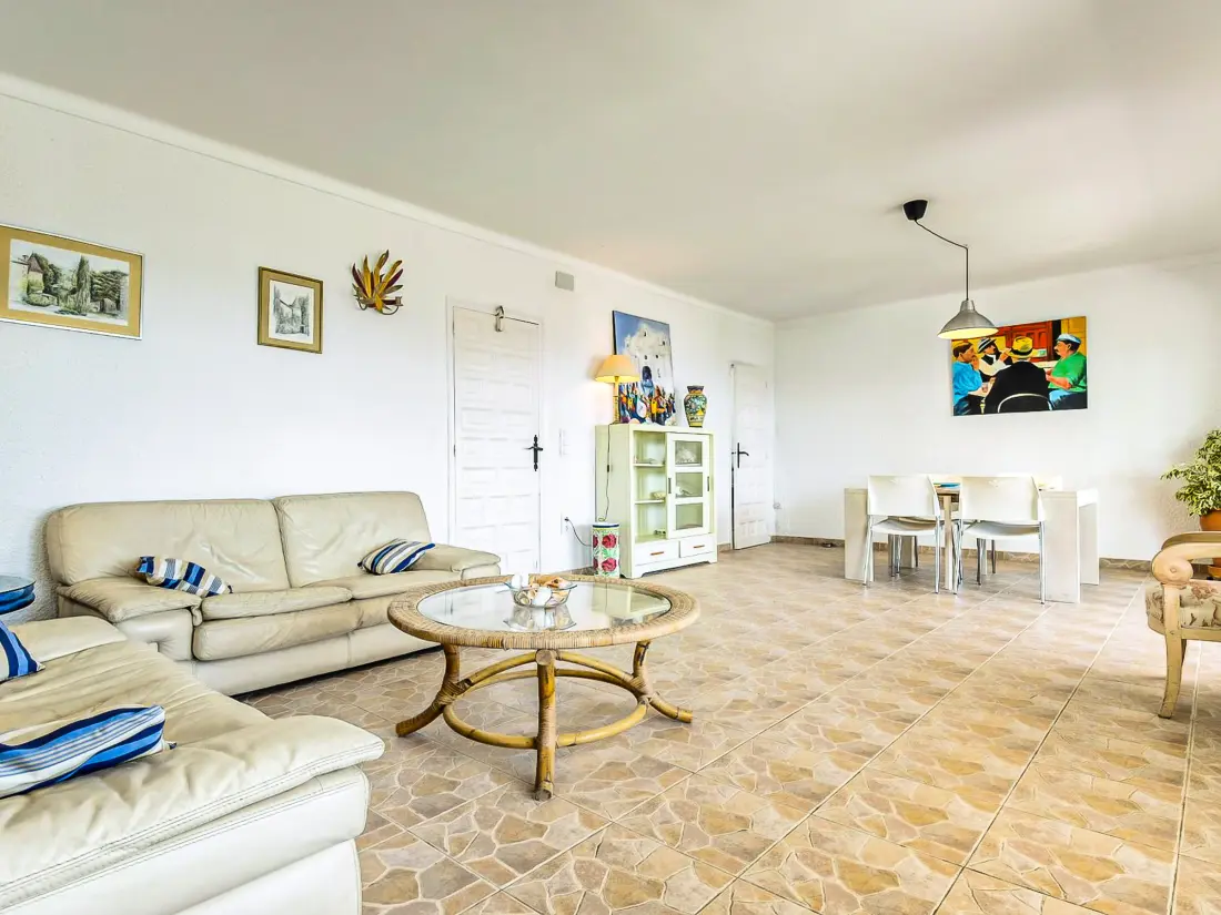 Location de Vacances Roses 1121