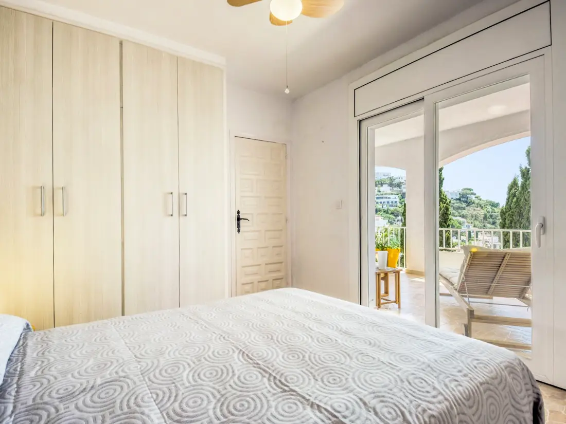 Location de Vacances Roses 1121